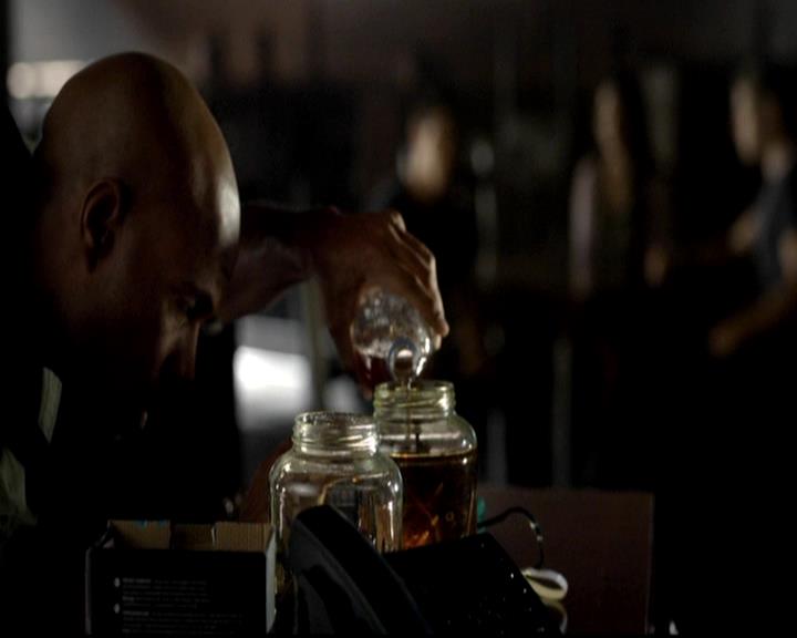 VampireDiariesWorld-dot-org_4x05TheKiller0752.jpg