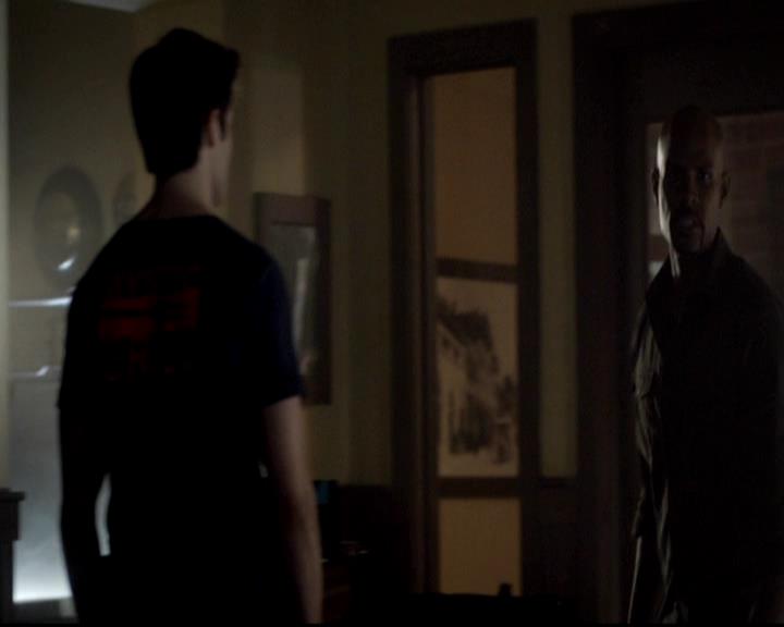 VampireDiariesWorld-dot-org_4x05TheKiller0825.jpg