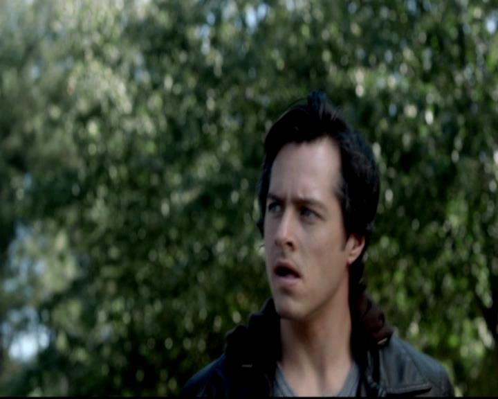 VampireDiariesWorld-dot-org_4x05TheKiller1199.jpg