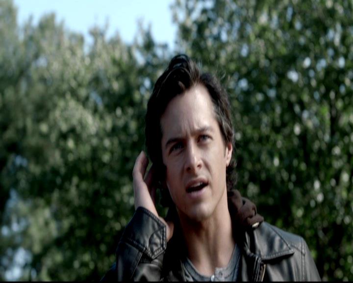 VampireDiariesWorld-dot-org_4x05TheKiller1201.jpg