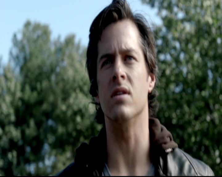 VampireDiariesWorld-dot-org_4x05TheKiller1212.jpg