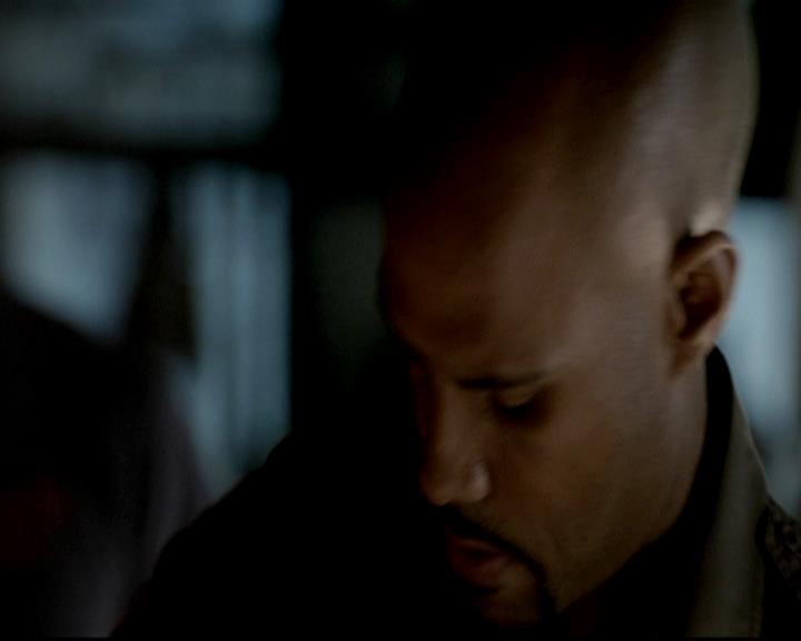 VampireDiariesWorld-dot-org_4x05TheKiller1234.jpg