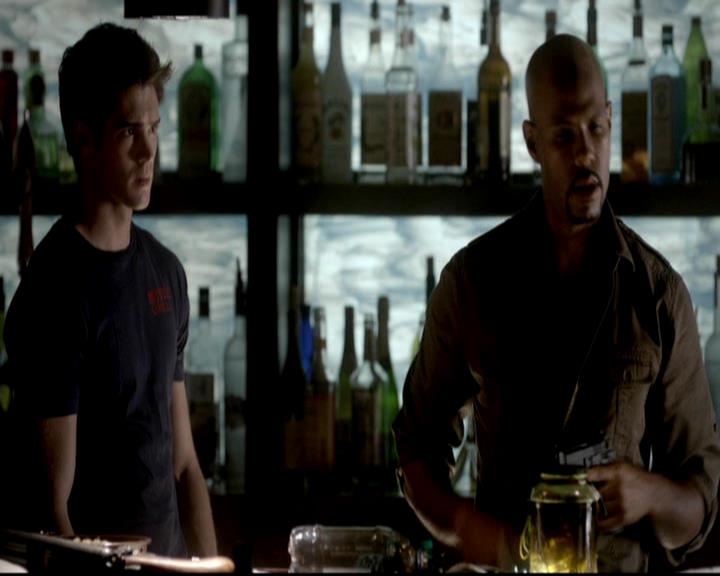 VampireDiariesWorld-dot-org_4x05TheKiller1250.jpg