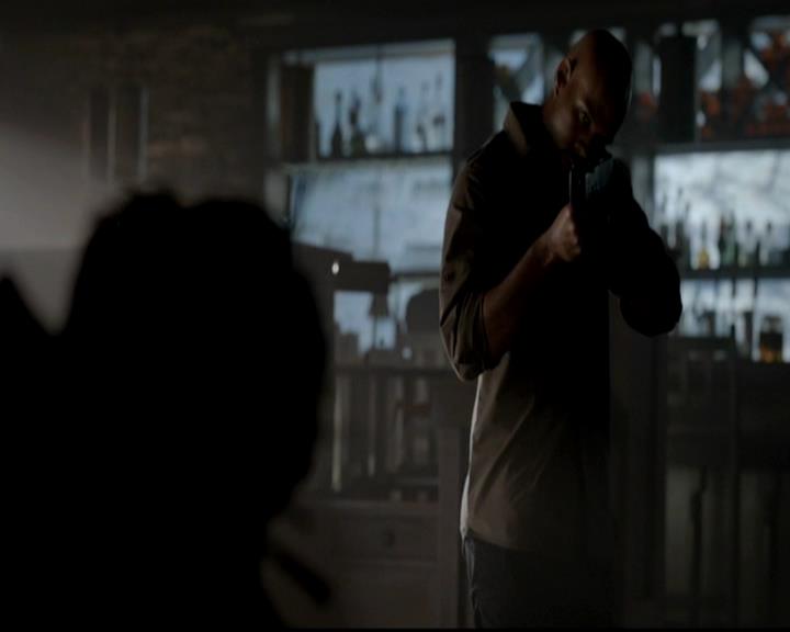 VampireDiariesWorld-dot-org_4x05TheKiller1316.jpg