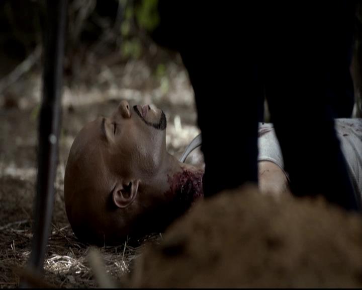 VampireDiariesWorld-dot-org_4x05TheKiller1843.jpg