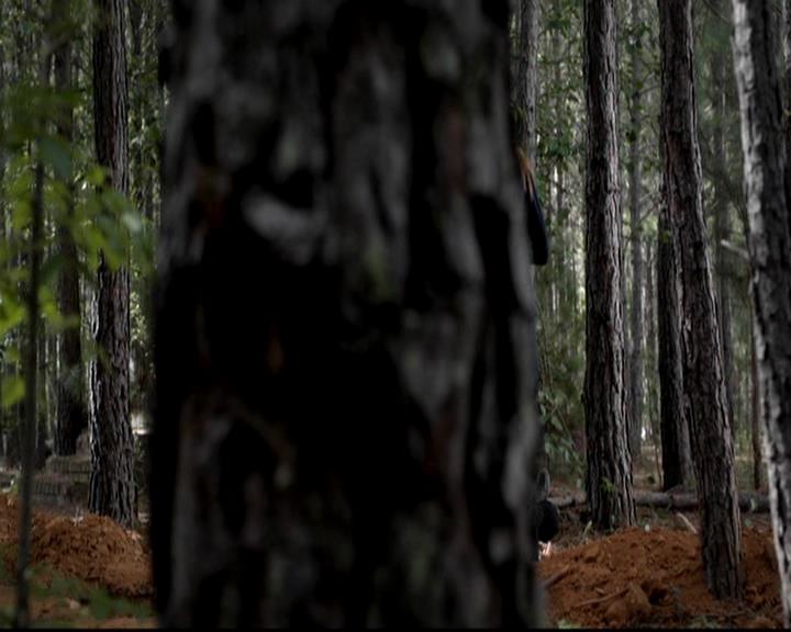 VampireDiariesWorld-dot-org_4x05TheKiller1921.jpg