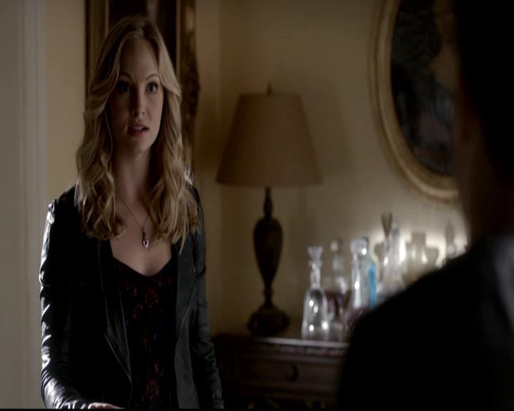 VampireDiariesWorld-dot-org_4x05TheKiller1953.jpg