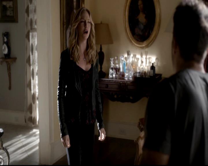 VampireDiariesWorld-dot-org_4x05TheKiller1960.jpg