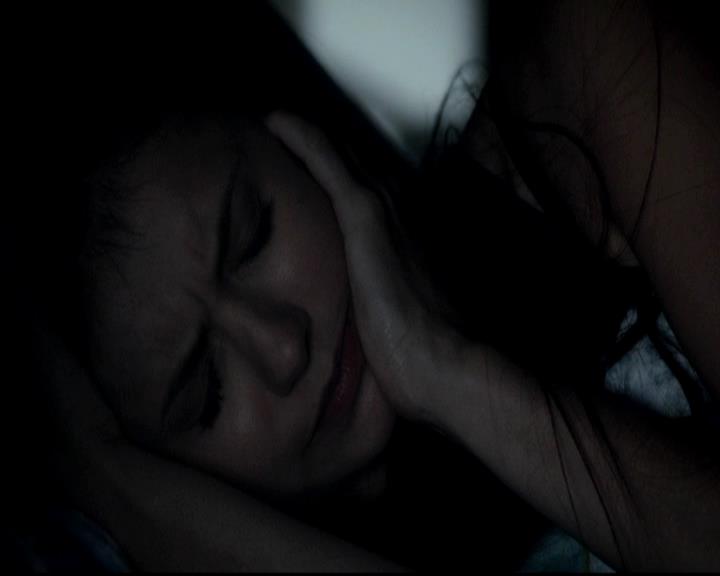 VampireDiariesWorld-dot-org_4x06WeAllGoALittleMadSometimes0011.jpg