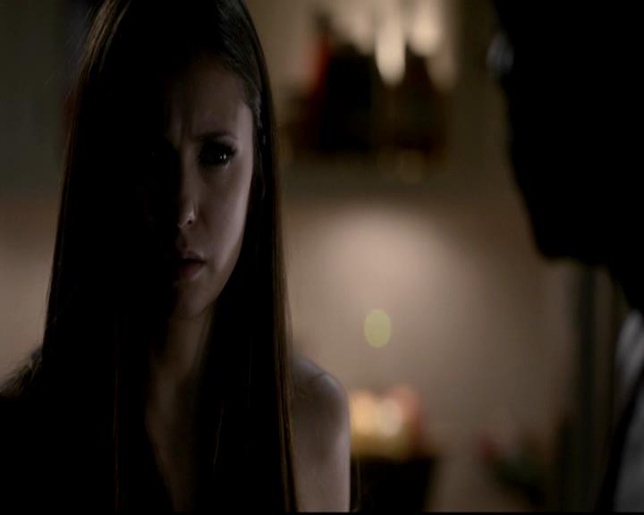 VampireDiariesWorld-dot-org_4x06WeAllGoALittleMadSometimes0048.jpg