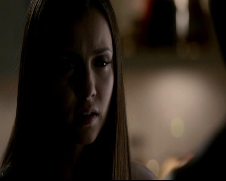 VampireDiariesWorld-dot-org_4x06WeAllGoALittleMadSometimes0054.jpg