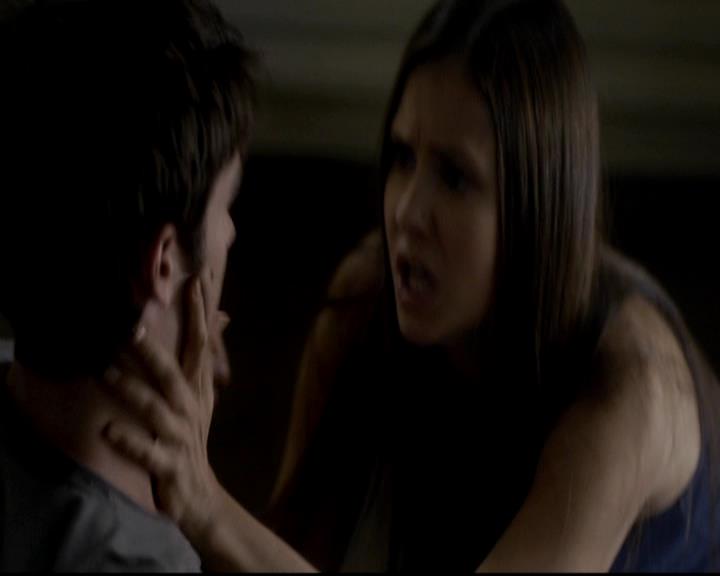VampireDiariesWorld-dot-org_4x06WeAllGoALittleMadSometimes0102.jpg