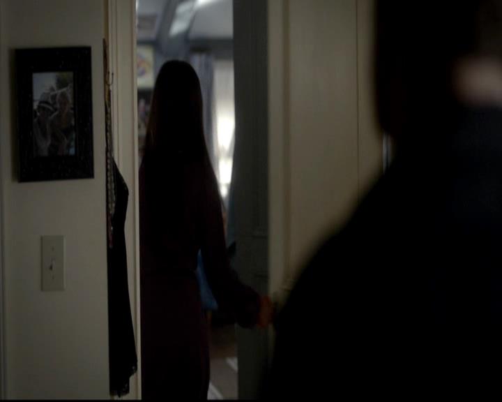 VampireDiariesWorld-dot-org_4x06WeAllGoALittleMadSometimes0207.jpg