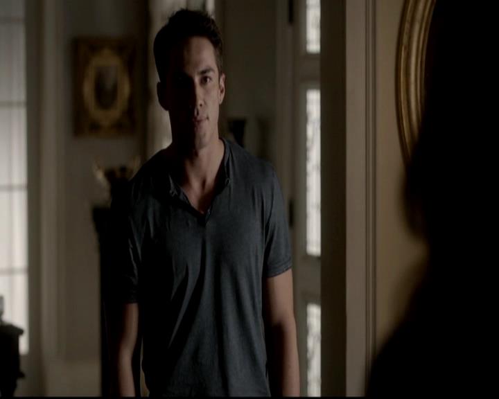VampireDiariesWorld-dot-org_4x06WeAllGoALittleMadSometimes0225.jpg