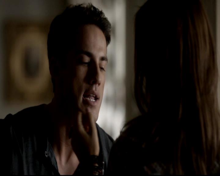 VampireDiariesWorld-dot-org_4x06WeAllGoALittleMadSometimes0232.jpg