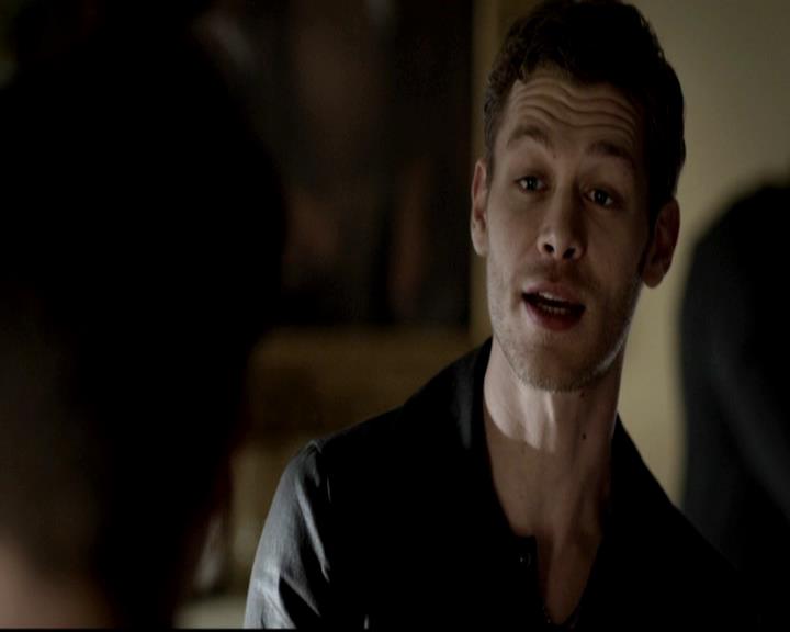 VampireDiariesWorld-dot-org_4x06WeAllGoALittleMadSometimes0251.jpg