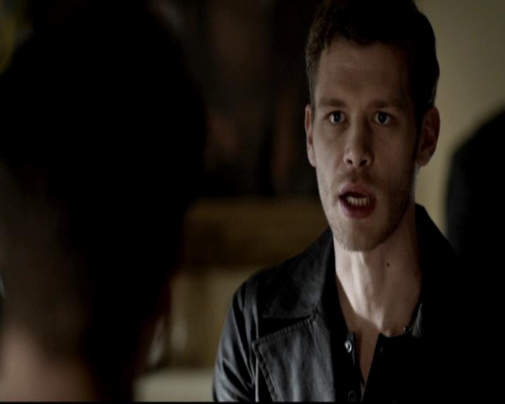 VampireDiariesWorld-dot-org_4x06WeAllGoALittleMadSometimes0259.jpg