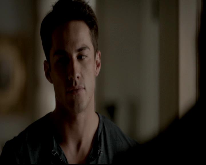 VampireDiariesWorld-dot-org_4x06WeAllGoALittleMadSometimes0261.jpg