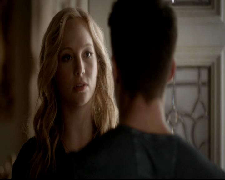 VampireDiariesWorld-dot-org_4x06WeAllGoALittleMadSometimes0285.jpg