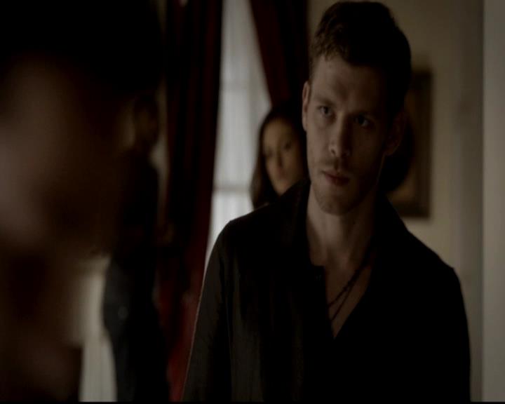 VampireDiariesWorld-dot-org_4x06WeAllGoALittleMadSometimes0298.jpg
