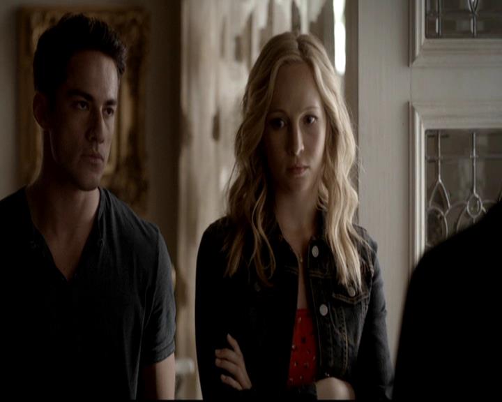 VampireDiariesWorld-dot-org_4x06WeAllGoALittleMadSometimes0305.jpg