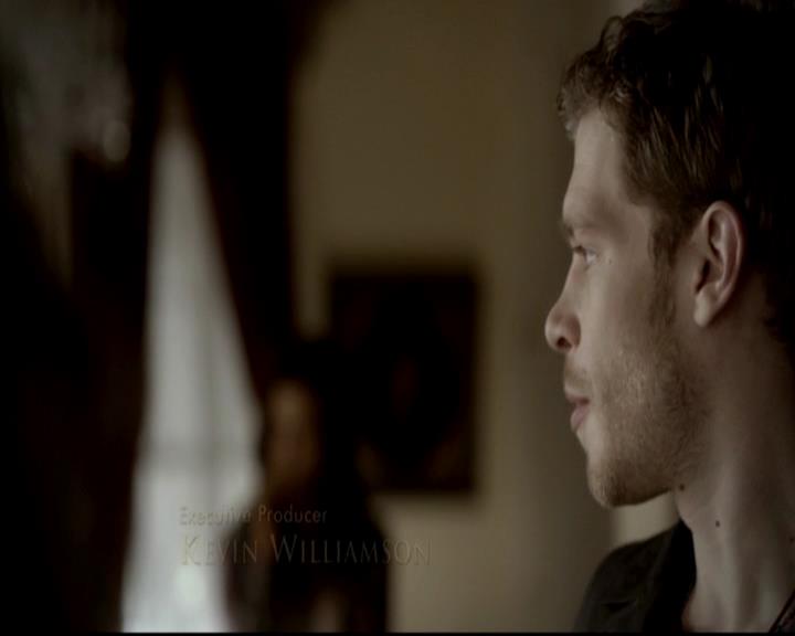VampireDiariesWorld-dot-org_4x06WeAllGoALittleMadSometimes0308.jpg