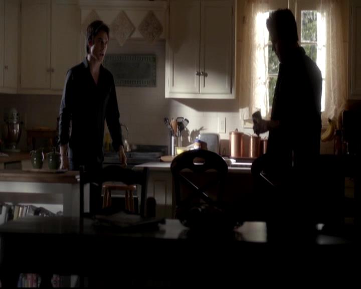 VampireDiariesWorld-dot-org_4x06WeAllGoALittleMadSometimes0399.jpg