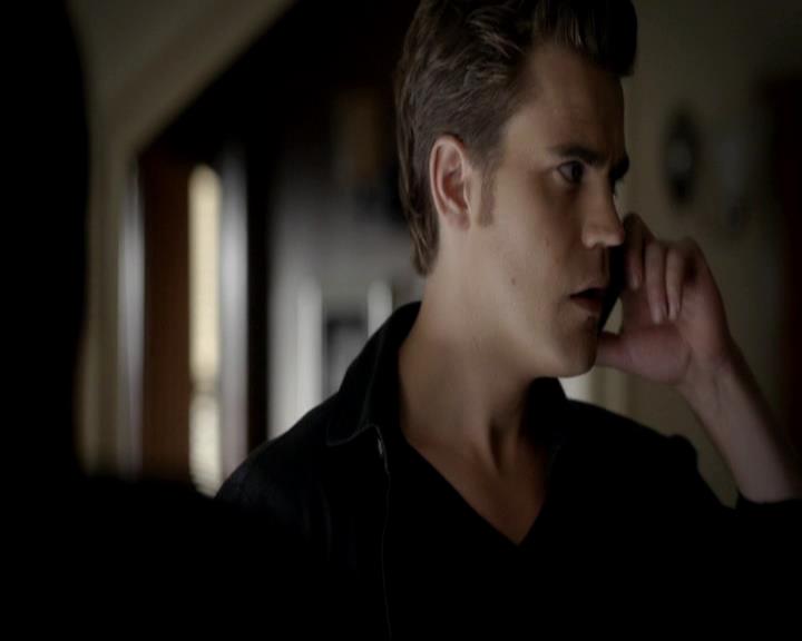 VampireDiariesWorld-dot-org_4x06WeAllGoALittleMadSometimes0400.jpg