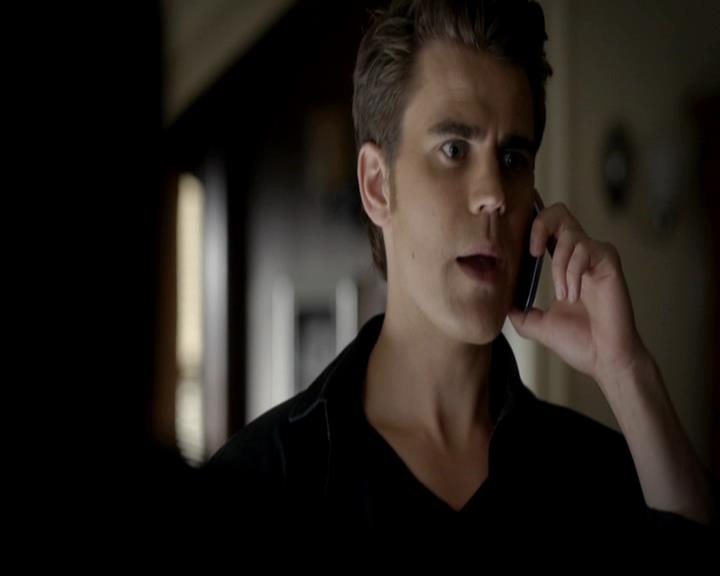 VampireDiariesWorld-dot-org_4x06WeAllGoALittleMadSometimes0406.jpg