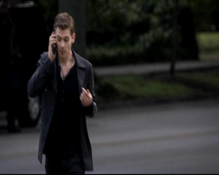 VampireDiariesWorld-dot-org_4x06WeAllGoALittleMadSometimes0422.jpg