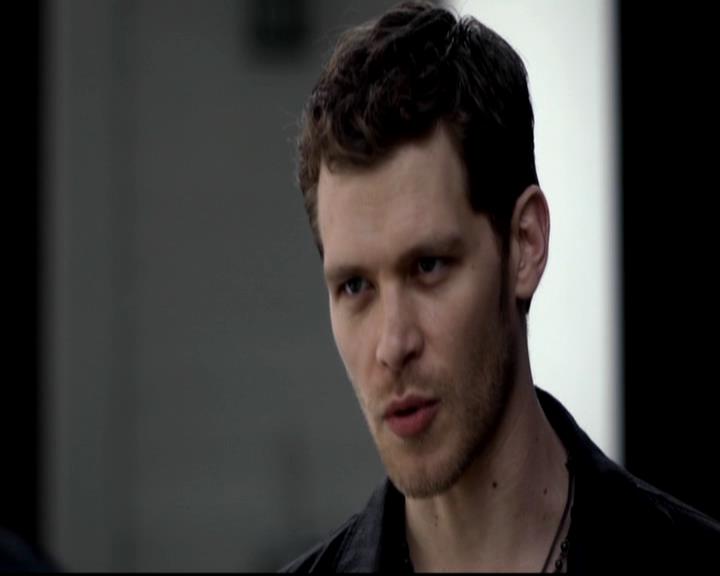 VampireDiariesWorld-dot-org_4x06WeAllGoALittleMadSometimes0451.jpg