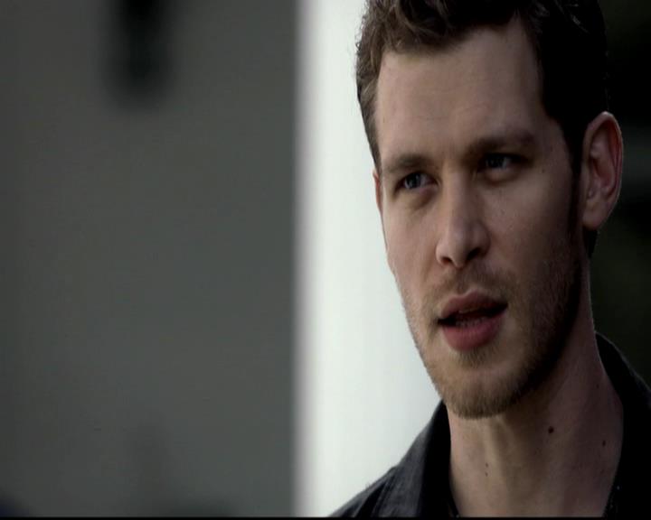 VampireDiariesWorld-dot-org_4x06WeAllGoALittleMadSometimes0463.jpg