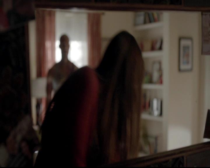 VampireDiariesWorld-dot-org_4x06WeAllGoALittleMadSometimes0485.jpg