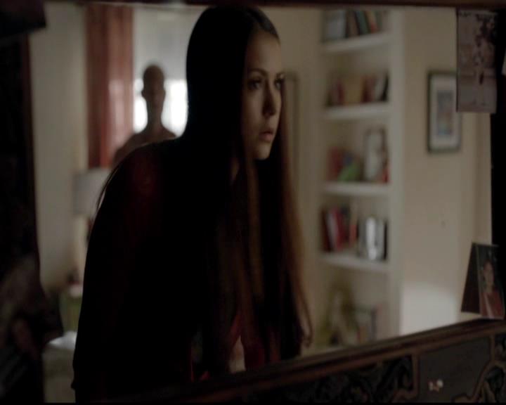 VampireDiariesWorld-dot-org_4x06WeAllGoALittleMadSometimes0487.jpg