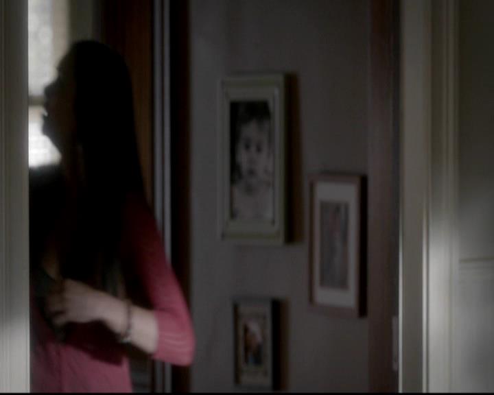 VampireDiariesWorld-dot-org_4x06WeAllGoALittleMadSometimes0511.jpg