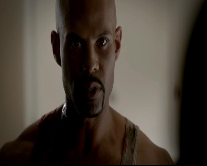 VampireDiariesWorld-dot-org_4x06WeAllGoALittleMadSometimes0519.jpg