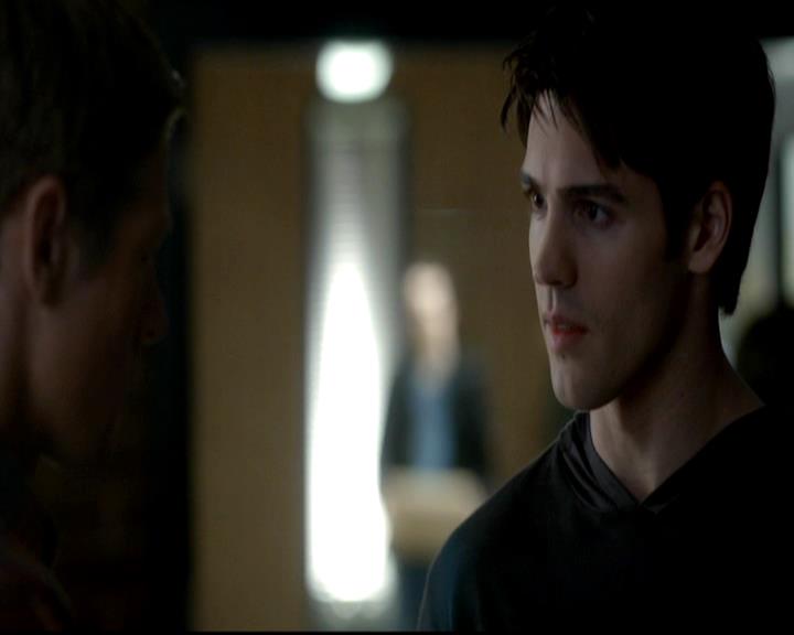 VampireDiariesWorld-dot-org_4x06WeAllGoALittleMadSometimes0544.jpg