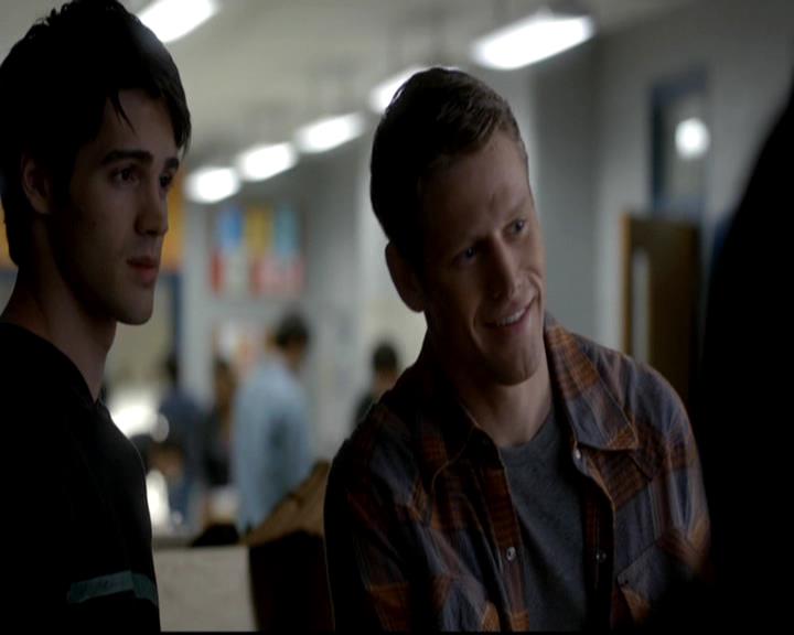 VampireDiariesWorld-dot-org_4x06WeAllGoALittleMadSometimes0565.jpg