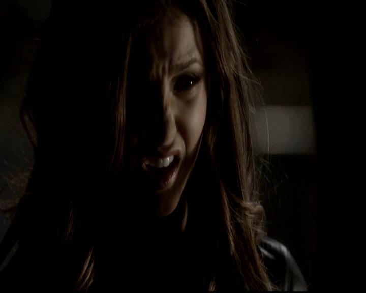 VampireDiariesWorld-dot-org_4x06WeAllGoALittleMadSometimes0982.jpg