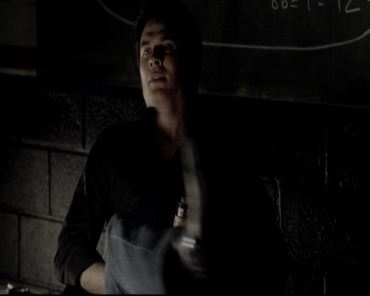 VampireDiariesWorld-dot-org_4x06WeAllGoALittleMadSometimes1009.jpg
