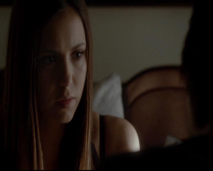 VampireDiariesWorld-dot-org_4x06WeAllGoALittleMadSometimes1804.jpg