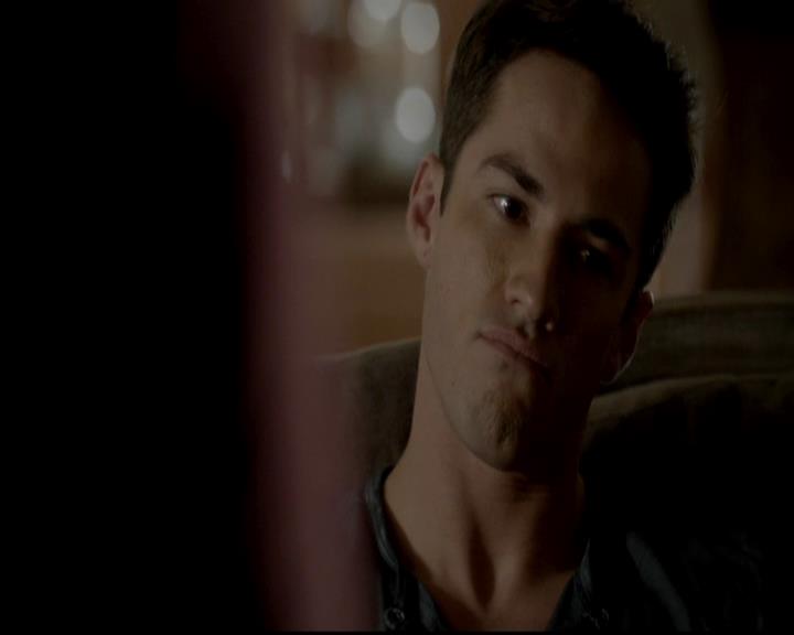 VampireDiariesWorld-dot-org_4x06WeAllGoALittleMadSometimes1899.jpg