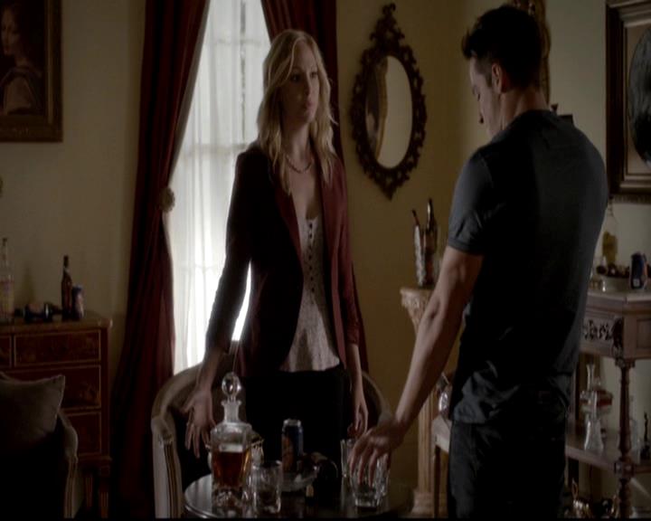VampireDiariesWorld-dot-org_4x06WeAllGoALittleMadSometimes1905.jpg