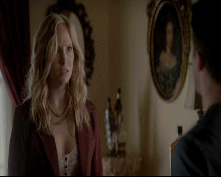 VampireDiariesWorld-dot-org_4x06WeAllGoALittleMadSometimes1917.jpg