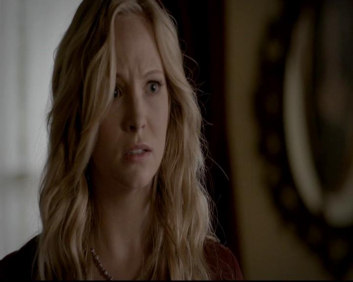 VampireDiariesWorld-dot-org_4x06WeAllGoALittleMadSometimes1921.jpg