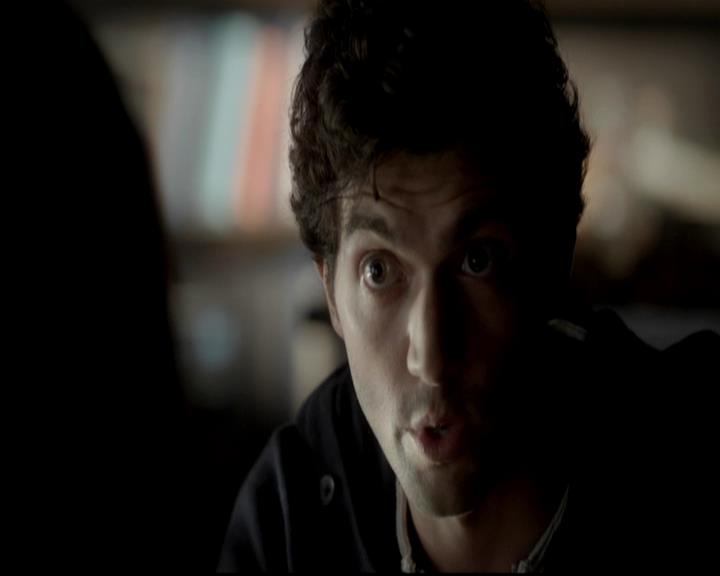 VampireDiariesWorld-dot-org_4x06WeAllGoALittleMadSometimes2007.jpg