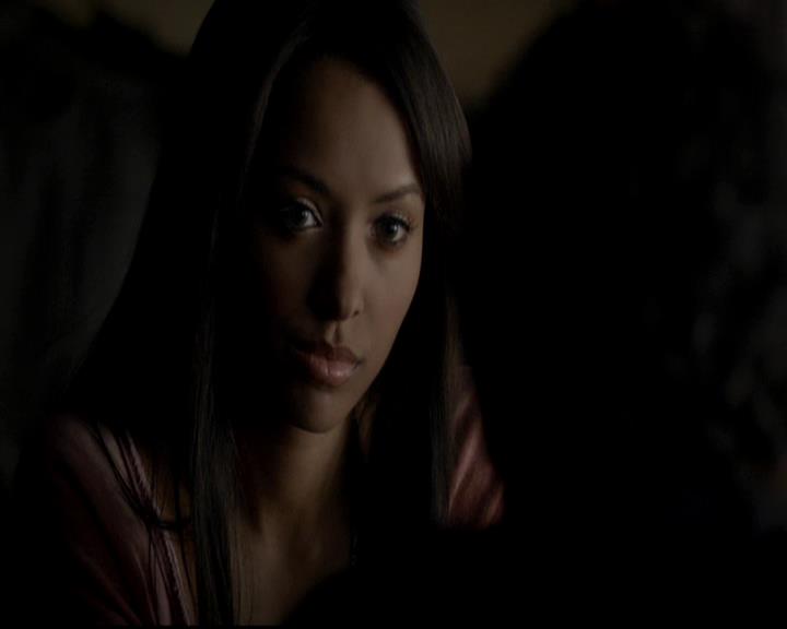 VampireDiariesWorld-dot-org_4x06WeAllGoALittleMadSometimes2011.jpg