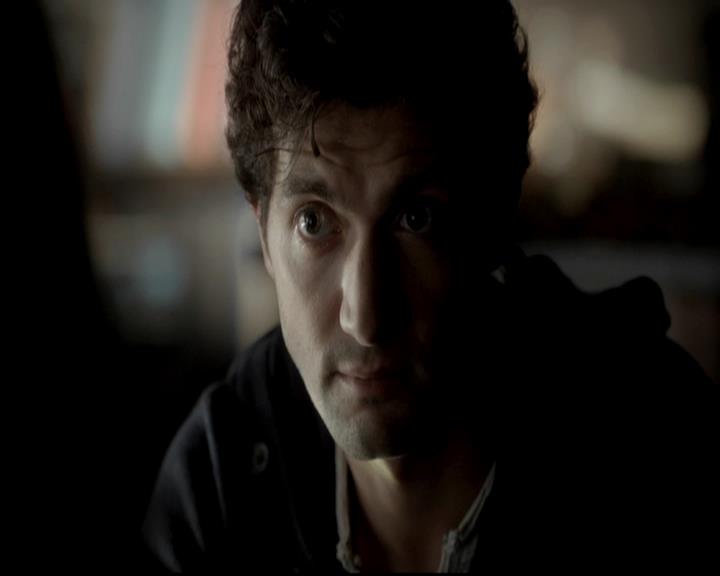 VampireDiariesWorld-dot-org_4x06WeAllGoALittleMadSometimes2016.jpg