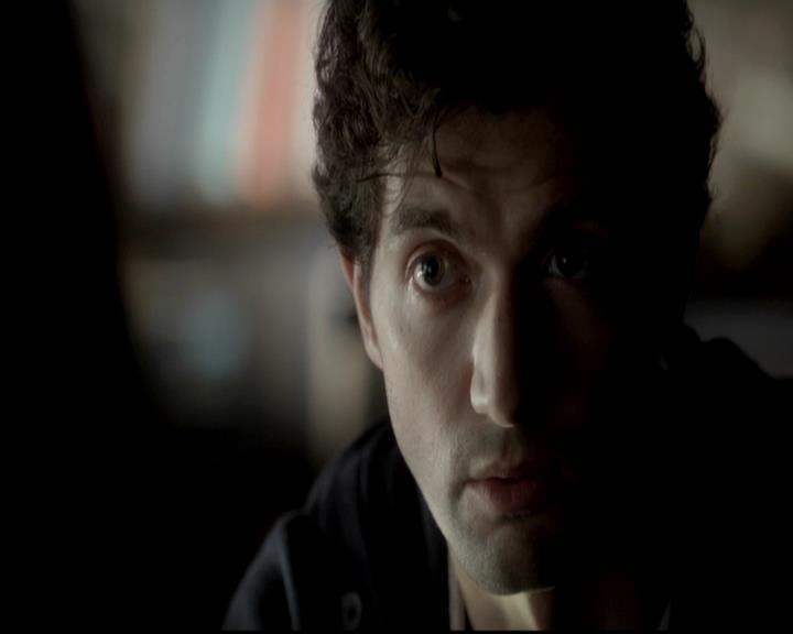 VampireDiariesWorld-dot-org_4x06WeAllGoALittleMadSometimes2034.jpg