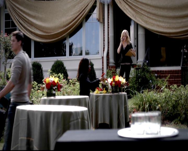 VampireDiariesWorld-dot-org_4x07MyBrothersKeeper0005.jpg